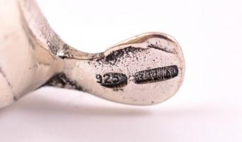 Ezüst (Ag.) mini fóka, jelzett, 3×3 cm, nettó:9,6 g