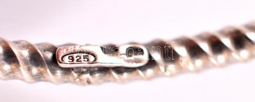 Ezüst (Ag.) karkötő, jelzett, nettó: 7,4 cm