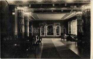 Marosvásárhely, Targu Mures; Sala de conversatie in Palatul Cultura / Társalgó és tükörterem a Közművelődési Házban, belső. Kiadja Révész Ernő / lounge room in the community center, interior