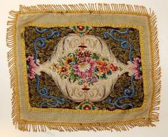 Cca. századeleje kisméretű gobelin asztalterítő, jó állapotban