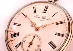 Ezüst (Ag.) Georg Wildner (Lauf)  másodpercmutatós kulcsos zsebóra, működik, jelzett, számlap és üve...