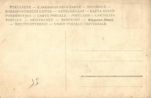 Tóalmás, tér a templommal. photo