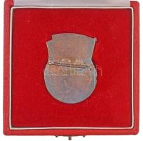 ~1970. "MHSZ Eredményes Munkáért" zománcozott jelvény eredeti dísztokban (31x42mm) T:1-