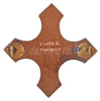 1927. "BKE (Budapesti Korcsolyázó Egylet) Jégtestvérek" zománcozott fém jelvény, hátoldalá...