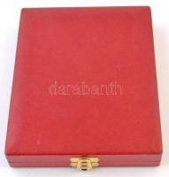 Lapis András (1942-) 1989. "Gróf Széchenyi Ödön Emlékplakett" Br plakett "A Magyar Tű...