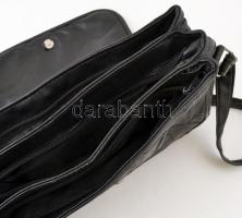 Női műbőr táska, 26×34 cm