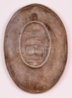 Erotikus fém tálka, 15×10 cm