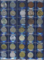 Jó hagyatéktétel egész világ, régi és új, 209 db kevés duplával, albumlapokon