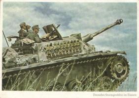 Deutsches Sturmgeschütz im Einsatz. PK-Aufn. Kriegsber. Maltry, Carl Werner / WWII German military, soldiers in tank