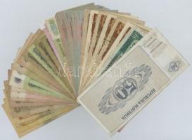 30db-os vegyes külföldi bankjegy tétel, közte Bulgária, Csehszlovákia, Szovjetunió T:III,III-
30pcs...