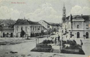 Zilah, Zalau; Rákóczi út, Seres Samu, Éder M. és fia és Luczek József üzlete, gyógyszertár. Seres Samu kiadása / street view with shops and pharmacy