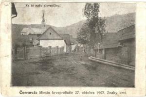 1908 Csernova, Cernová (Rózsahegy, Ruzomberok); Csernovai mészárlás helyszíne a felszáradt vértócsákkal. Andrej Hlinka mellett tüntető szlovákok tömegébe lőttek a csendőrök, 15 halálos áldozatot szedve / Za tú nasu slovencinu! Miesto krveproliatie 27. oktobra 1907. Znaky krvi / Scene of the Cernová massacre with dried up pool of blood. 15 people were killed and many were wounded after gendarmes fired into the crowd (EK)