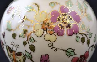 Zsolnay pillangómintás porcelán váza, kézzel festett, jelzett, hibátlan, m: 12 cm