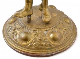 A győztes sportoló, réz szobor, jelzés nélkül, m: 33 cm