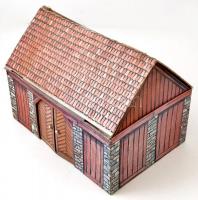 Csehszlovák fém játék traktorok, kiegészítőkkel, karton pajtával