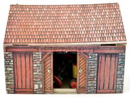 Csehszlovák fém játék traktorok, kiegészítőkkel, karton pajtával