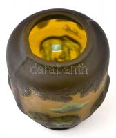 Gallé jelzéssel virág- és elefántmintás váza, többrétegű, kis kopásokkal, m: 17,5 cm