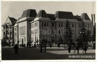 Marosvásárhely, Targu Mures; Vármegyeháza, M. kir. állami tanoncotthon / county hall, apprentice boarding school