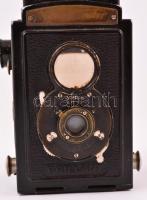 cca 1932 Voigtländer Brillant 6x6-os TLR fényképezőgép, eredeti bőr tokjával, kissé kopottas, működő...