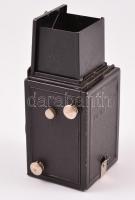 cca 1932 Voigtländer Brillant 6x6-os TLR fényképezőgép, eredeti bőr tokjával, kissé kopottas, működő...