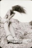 cca 1978 Hajasbaba, szolidan erotikus felvételek, 21 db vintage negatív, 24x36 mm