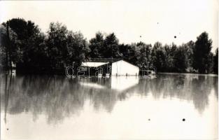 1970 Szeged és Mártély, Árvíz - 9 db modern fotó / 9 modern photos of the flood (non PC)
