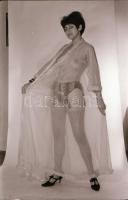 cca 1973 Ebből is abból is, innen is onnan is, szolidan erotikus felvételek, 15 db vintage negatív, ...