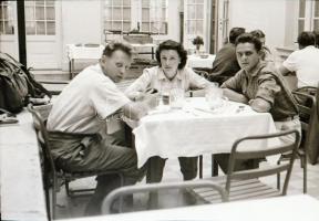 Motorok és motorosok, 7 db vintage fotó + 3 db vintage negatív (a papírképek és a negatívok között n...