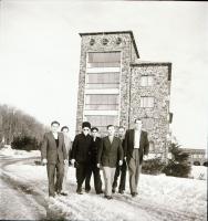 1953. január 1. Rákosi Mátyás a szuhakállói bányászokkal Galyatetőn találkozott, Kotnyek Antal (1921-1990) budapesti fotóriporter hagyatékából 4 db vintage negatív, 6x6 cm