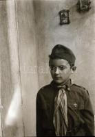 cca 1930 és 1950 között készült felvételek, különféle helyszíneken, változatos témákról, 13 db vinta...