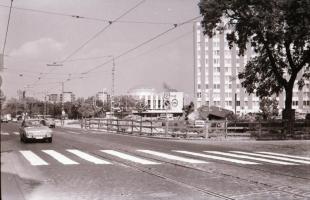 Budapesti villamosok, különféle helyszíneken és különféle időpontokban készült felvételek, 9 db vint...