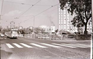 Budapesti villamosok, különféle helyszíneken és különféle időpontokban készült felvételek, 9 db vint...