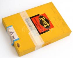 cca 1930 Üveglemez negatívok tétele, 26 db vintage negatív, ismeretlen szerzőktől, sokféle témáról, ...