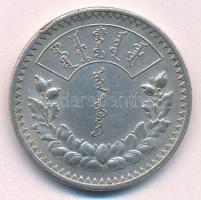 Mongólia 1925. 1T Ag "Soembo" T:2 ph.
Mongolia 1925. 1 Tugrik Ag "Soembo arms" ...