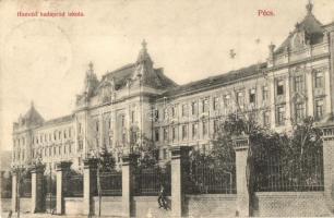 1911 Pécs, Honvéd hadapród iskola. Kiadja Fürst Lipót (kis szakadás / small tear)