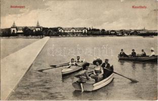 1911 Keszthely, Balaton part csónakázókkal, Hullám és Balaton szállodák. Gál Testvérek kiadása