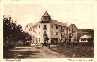 Balatonalmádi, Hotel Abbazia szálloda és penzió, automobil (EK)
