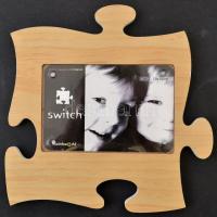 Puzzle formájú fa képkeret 10×15 cm-es fotókhoz