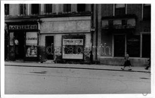 1943 Szombathely, Termelők új boltja, Zigling Anna látszerész üzlete. photo