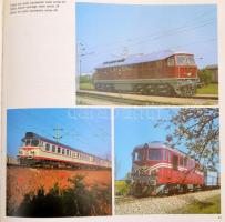 100 years Bulgarian state railways. Szerk.: Yovko Proykov. Varna,é.n., Bulgarreklama Publishing Hous...