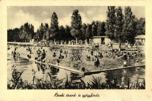 Karcag, Bereki strand és gyógyfürdő, fürdőzők
