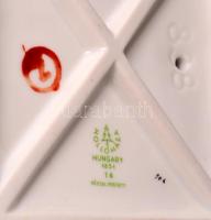 Hollóházi térdelő akt, kézzel festett, jelzett, hibátlan, m: 31 cm