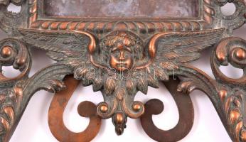 Bronzírozott öntöttvas asztali képkeret. kitámasztó láb egyik fenti csapja törött 44 cm