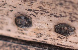 Ezüst (Ag.)  púdertartó, jelzett, 8×8, bruttó: 134 g