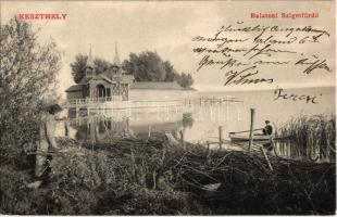 1905 Keszthely, Balatoni szigetfürdő, gallyak hordása a parton