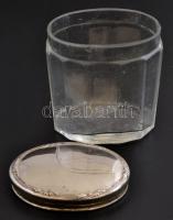 Üveg fűszertartó, fém fedővel, csorbával, m: 8,5 cm