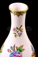 Herendi Viktória mintás váza, kézzel festett, jelzett, apró kopás nyomokkal, m: 16 cm