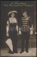 1914 Bp., IV. Károly (1887-1912) még trónörökösként feleségével Zita királynéval, Kallós Oszkár felvétele, megírt fotólap, egyik sarkán kis törésnyom, 13,5×8,5 cm