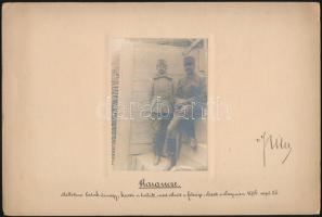 1916 Sréter István (1867-1942) magyar altábornagy, honvédelmi miniszter Patak őrnaggyal (Rarancze), kartonra ragasztott, feliratozott fotó, 10,5ú7,5 cm