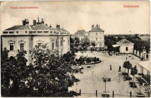 1909 Debrecen, Vilmos huszár laktanya. Aczél Henrik kiadása (EK)